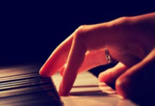 问鼎娱乐体育：五大联赛直塞榜：吉马良斯&奥利塞11次 切尔基&维尔茨&厄德高10次.